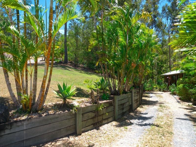 23 Saunders Drive, Bonogin QLD 4213