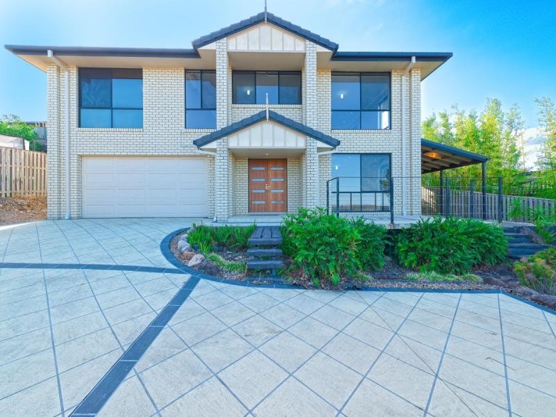 19 Yaldara Street, Pacific Pines QLD 4211