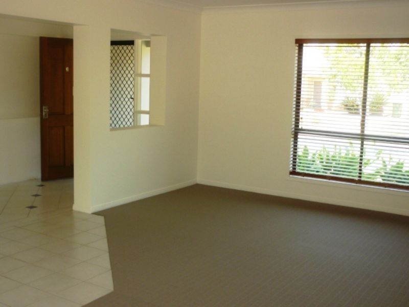 9 Corina Close, Robina QLD 4226