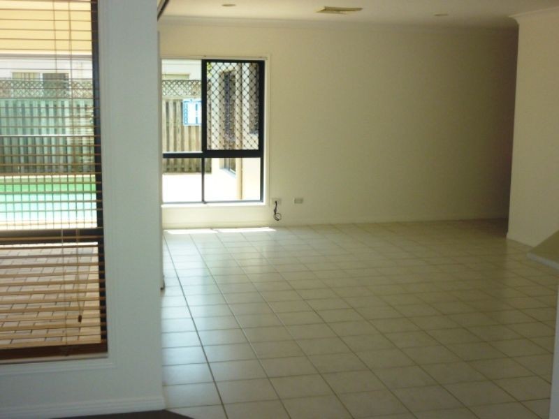 9 Corina Close, Robina QLD 4226