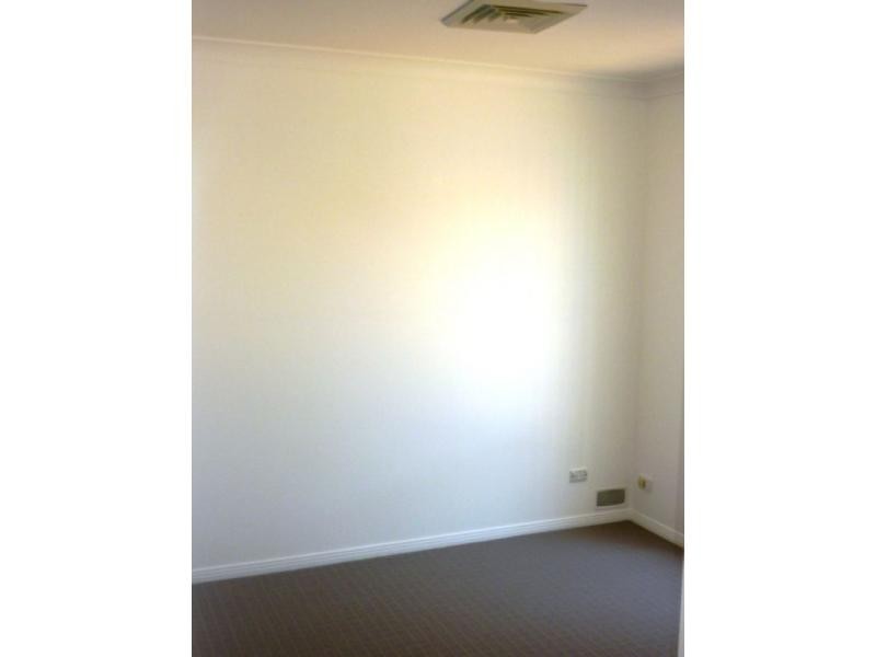 9 Corina Close, Robina QLD 4226