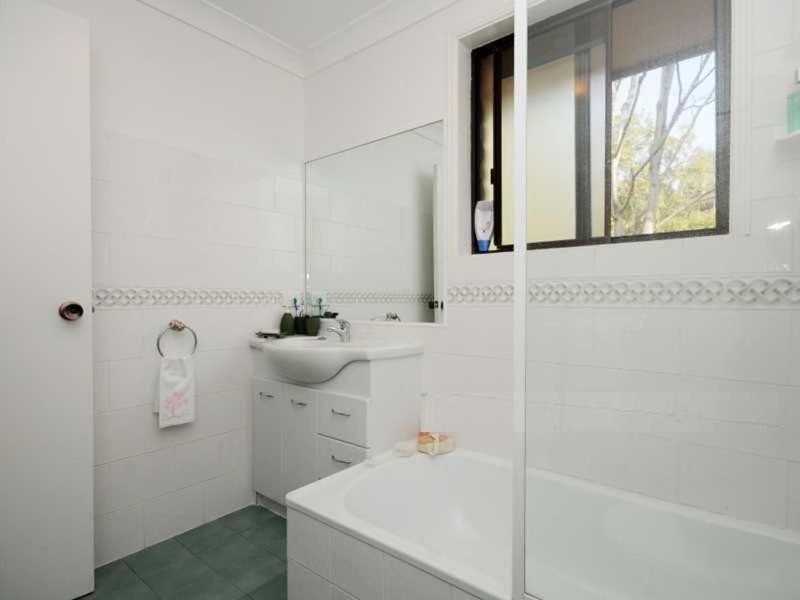 9/8-10 Sherwood Close, Mudgeeraba QLD 4213