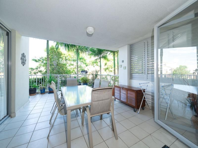 12/64 Riverwalk Avenue, Robina QLD 4226