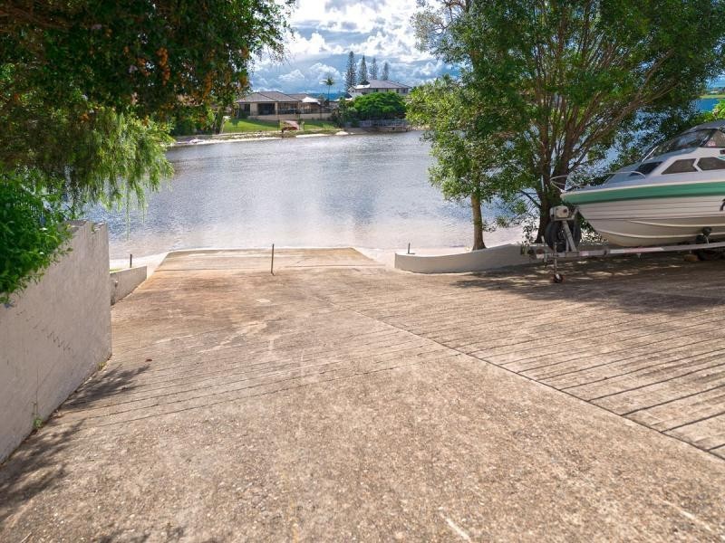 55/111-123 Markeri Street, Mermaid Waters QLD 4218