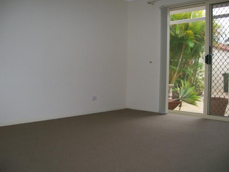 30 Cedarwood Crescent, Robina QLD 4226