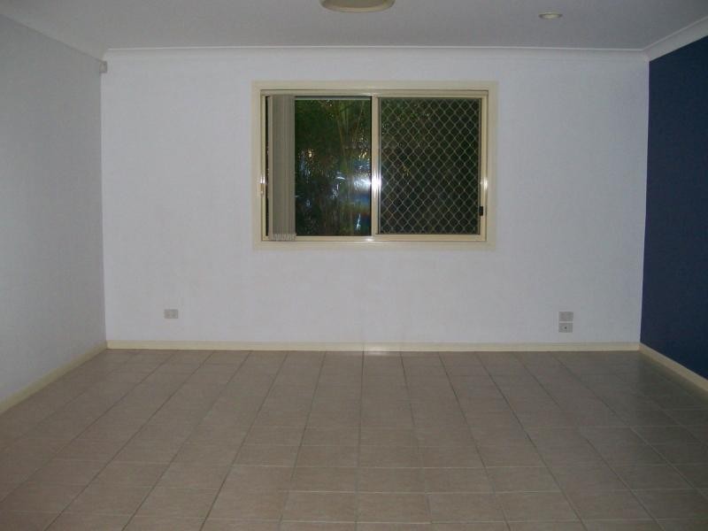 30 Cedarwood Crescent, Robina QLD 4226