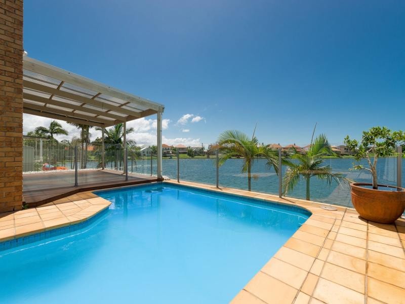82 Cypress Drive, Broadbeach Waters QLD 4218
