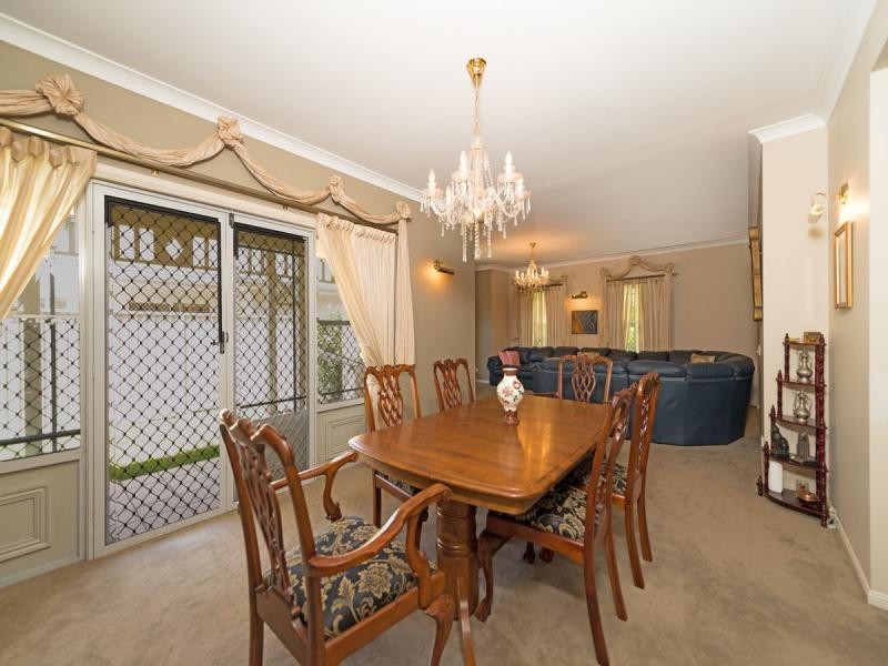 82 Cypress Drive, Broadbeach Waters QLD 4218
