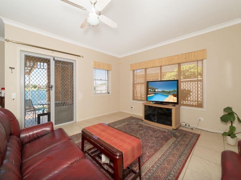 82 Cypress Drive, Broadbeach Waters QLD 4218