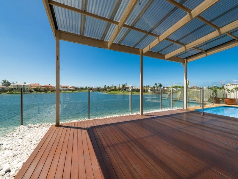 82 Cypress Drive, Broadbeach Waters QLD 4218