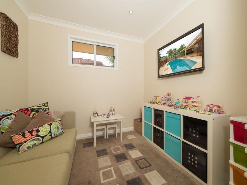 54 Petherbridge Avenue, Merrimac QLD 4226