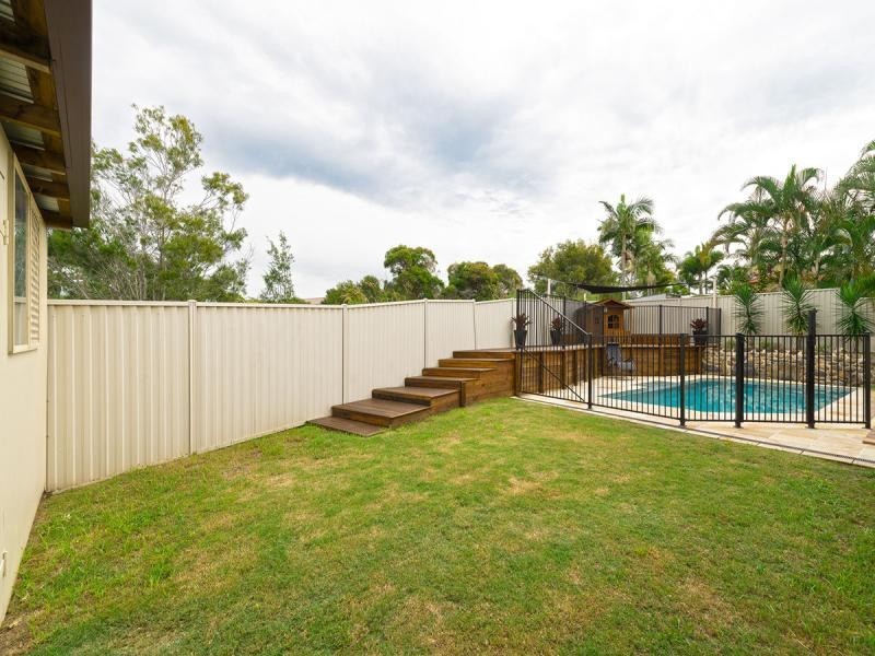 54 Petherbridge Avenue, Merrimac QLD 4226