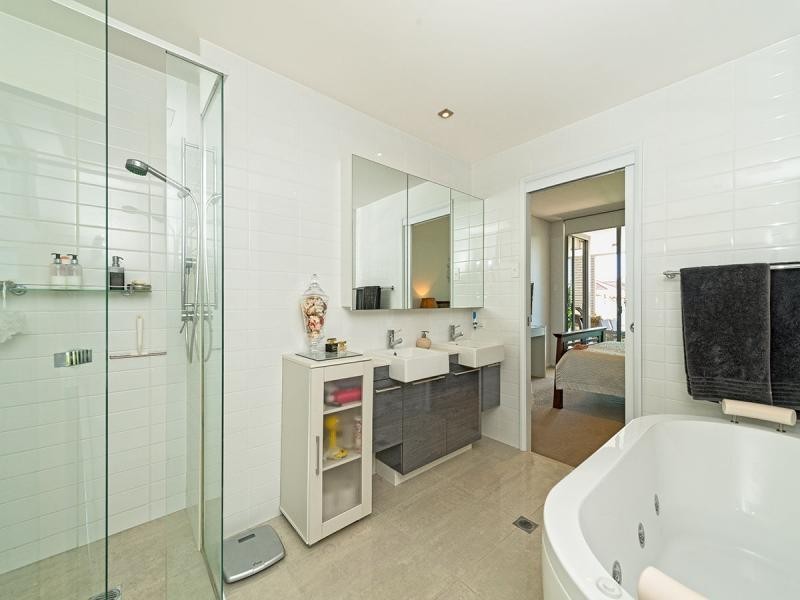 105/22-24 Ben Lexcen Place, Robina QLD 4226