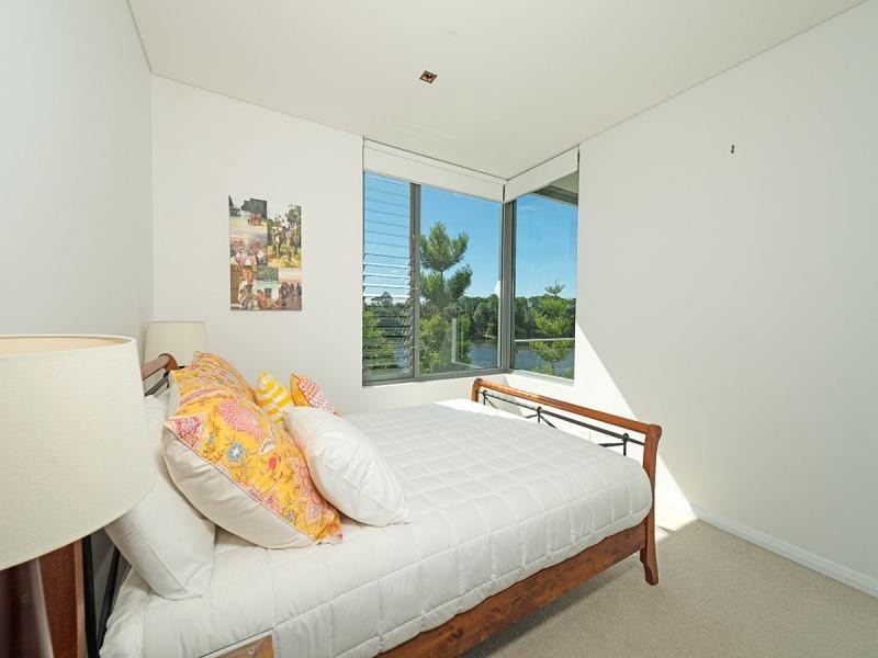 105/22-24 Ben Lexcen Place, Robina QLD 4226