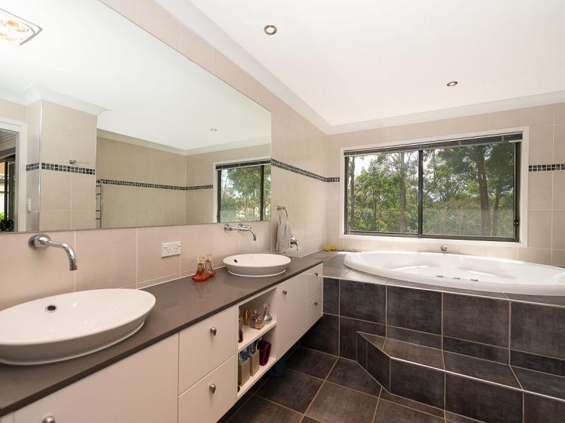 31 Royal Links Drive, Robina QLD 4226