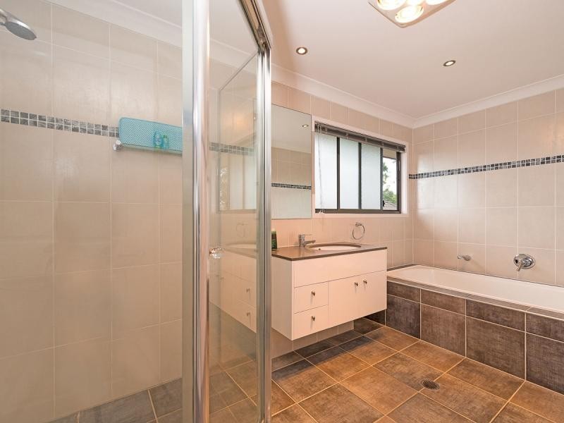 31 Royal Links Drive, Robina QLD 4226