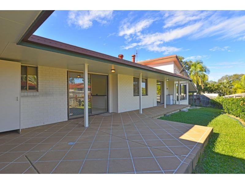 8/212 Central Street, Labrador QLD 4215