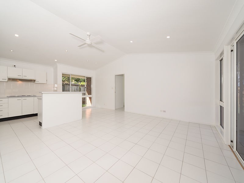 26 Petherbridge Avenue, Merrimac QLD 4226