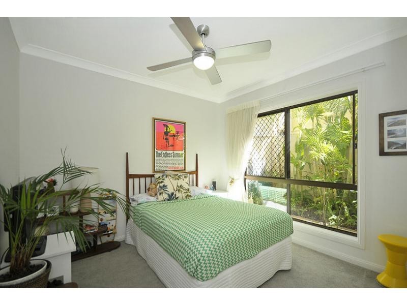 18 Peach Drive, Robina QLD 4226