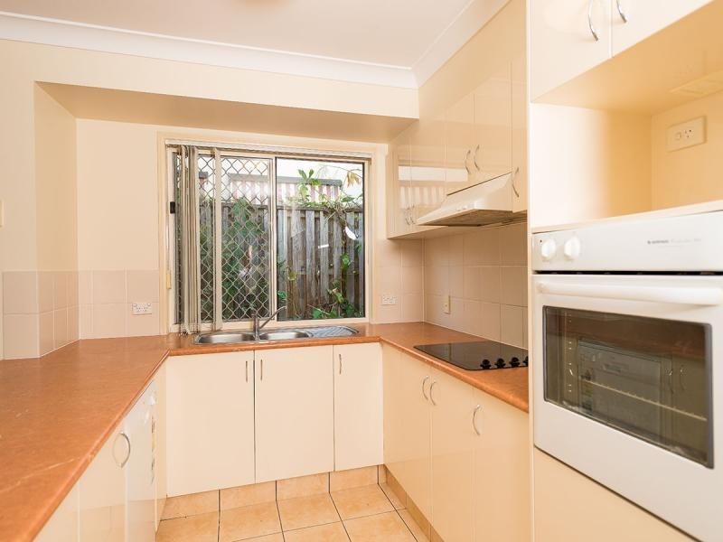 2/6B Protea Court, Robina QLD 4226