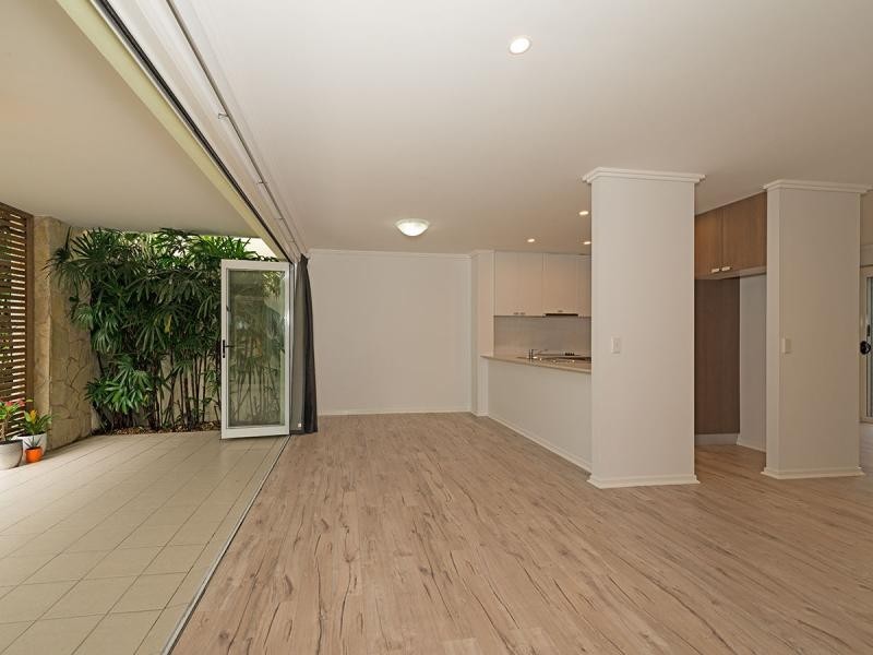 65 Riverwalk Avenue, Robina QLD 4226