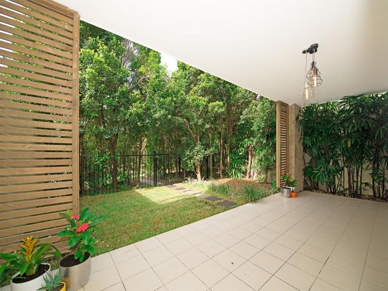 65 Riverwalk Avenue, Robina QLD 4226