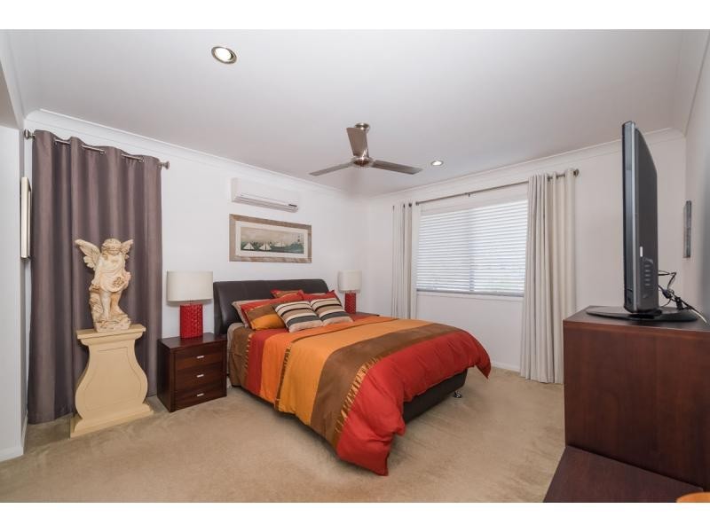 75/75 Venice Street, Burleigh Waters QLD 4220