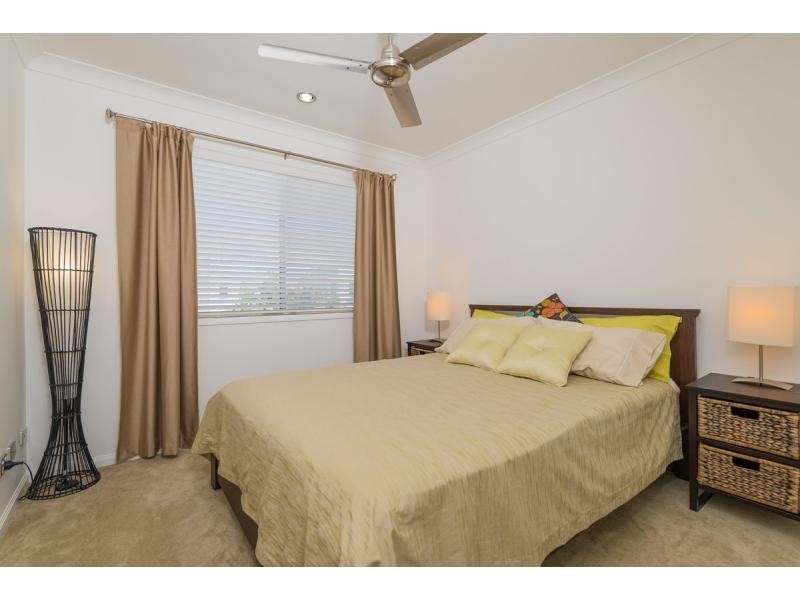 75/75 Venice Street, Burleigh Waters QLD 4220