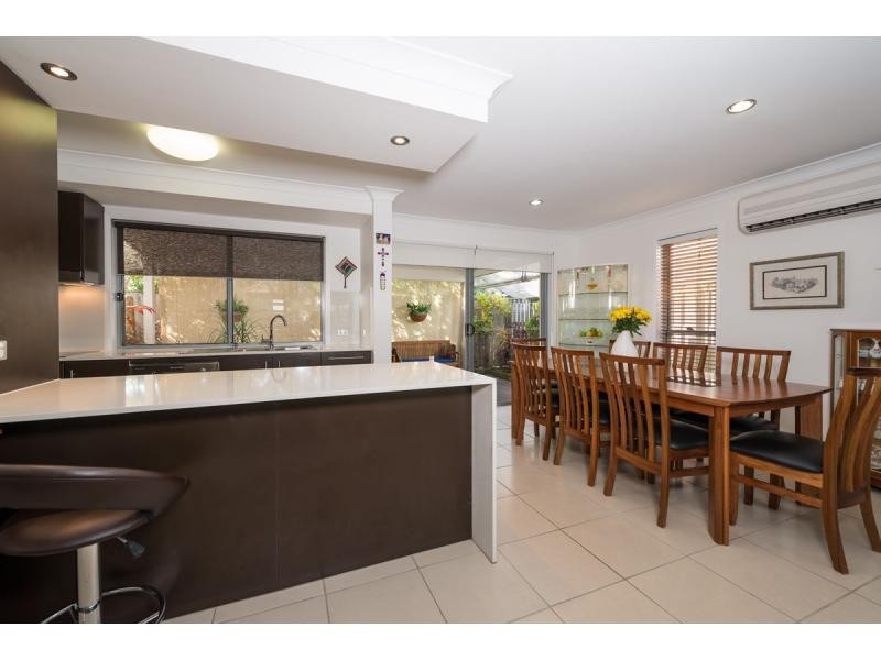75/75 Venice Street, Burleigh Waters QLD 4220