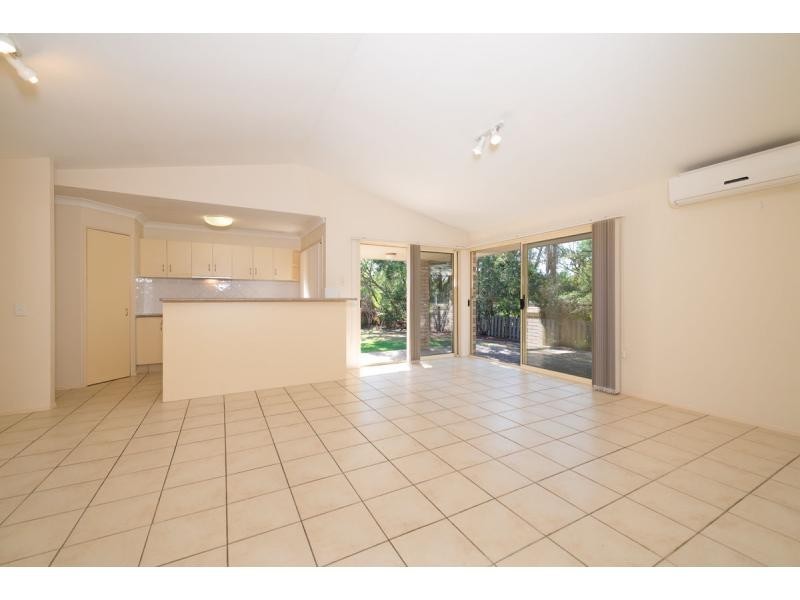 25 Burke Crescent, Mudgeeraba QLD 4213