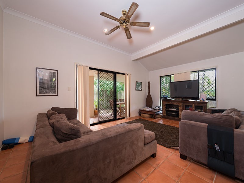 155 Christine Ave, Burleigh Waters QLD 4220