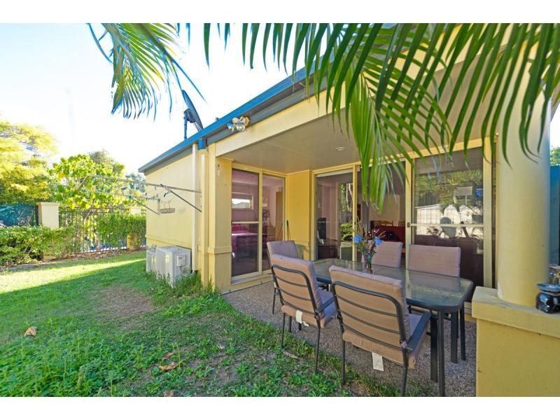 1 Oaklyn Place, Merrimac QLD 4226