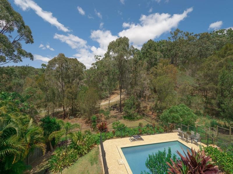 22 Observatory Drive, Reedy Creek QLD 4227
