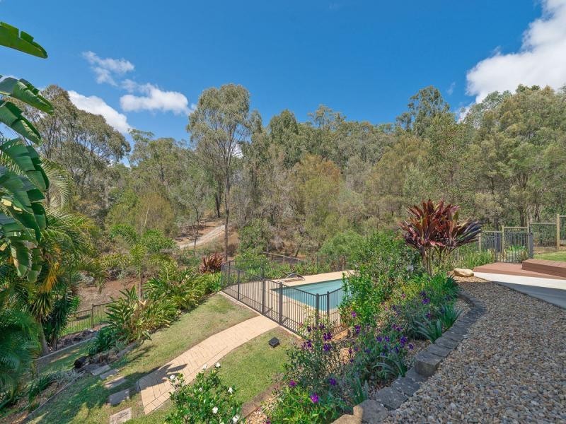 22 Observatory Drive, Reedy Creek QLD 4227