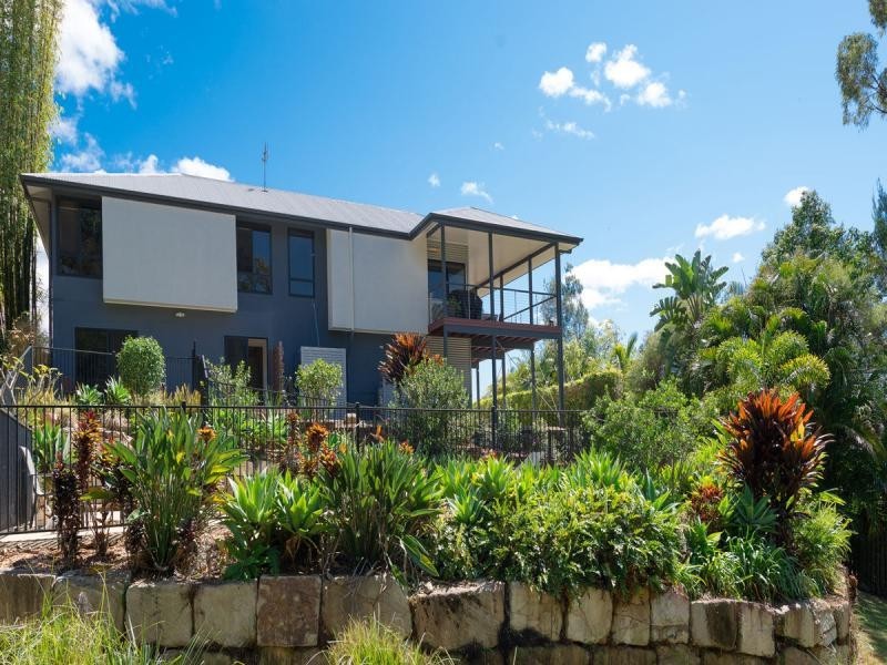 22 Observatory Drive, Reedy Creek QLD 4227