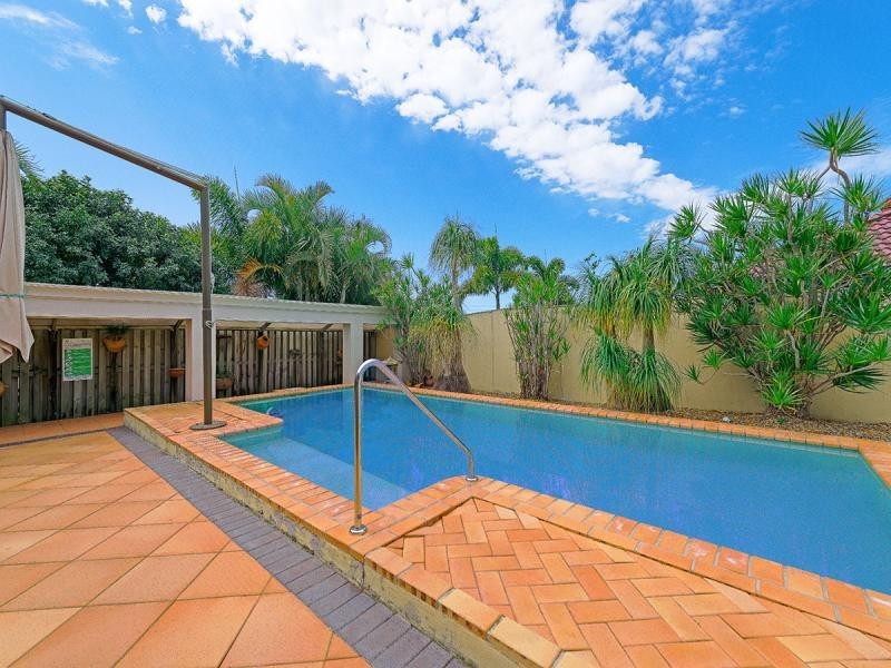 24 Cordata Court, Robina QLD 4226