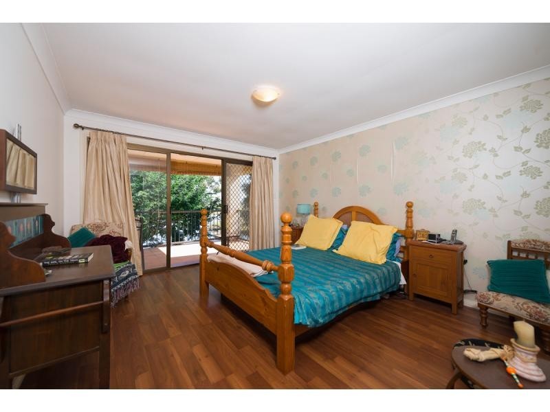 52 Peach Drive, Robina QLD 4226