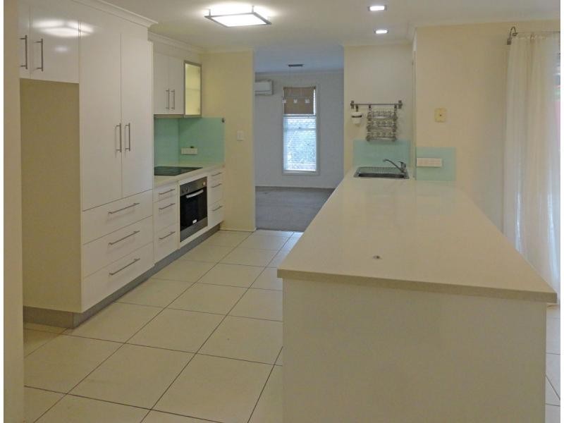 9 Tusmore Place, Robina QLD 4226