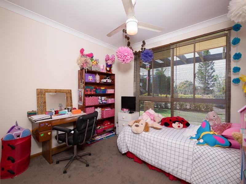 77 Highfield Dve, Merrimac QLD 4226