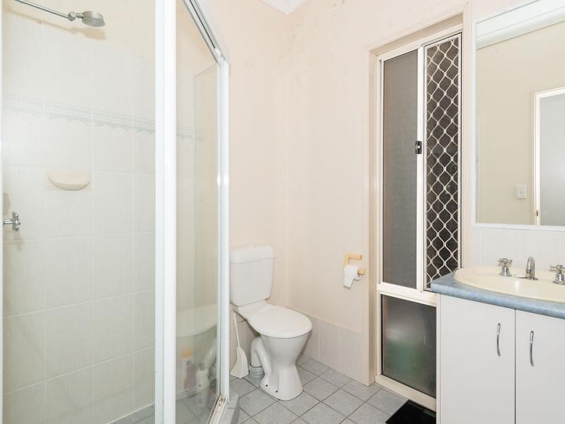 5 Grenada Court, Varsity Lakes QLD 4227