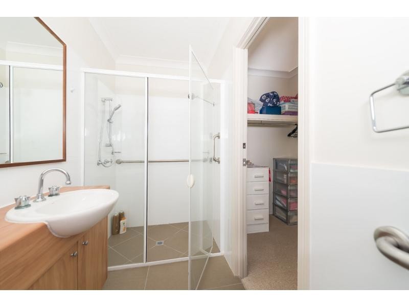 15 Peach Drive, Robina QLD 4226