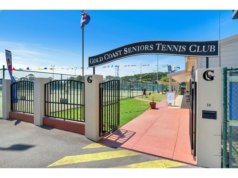 5/56 Oceanic Drive, Mermaid Waters QLD 4218