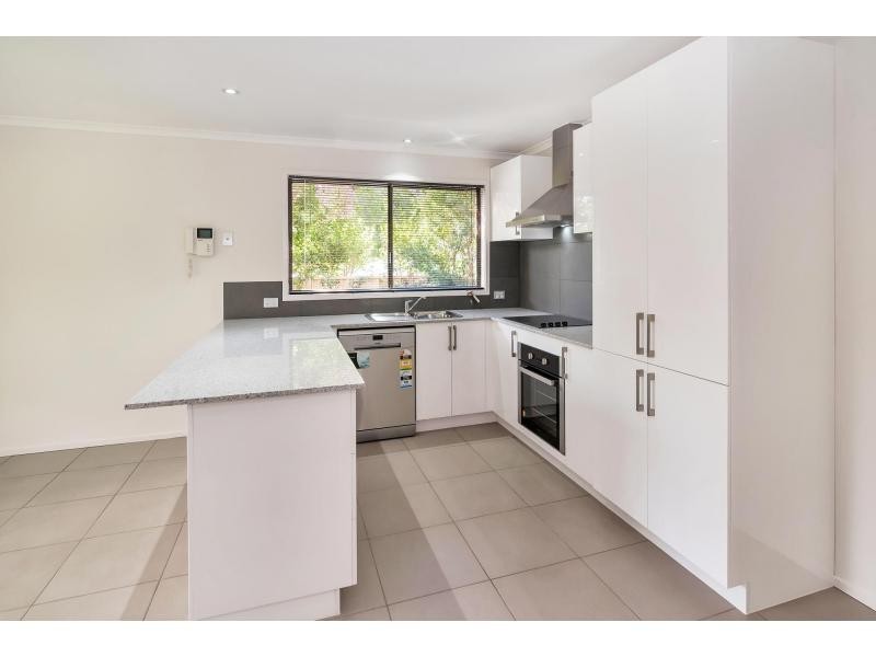 102 Manly Drive, Robina QLD 4226