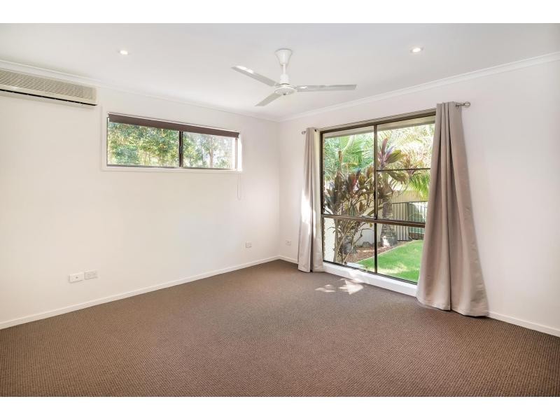 102 Manly Drive, Robina QLD 4226