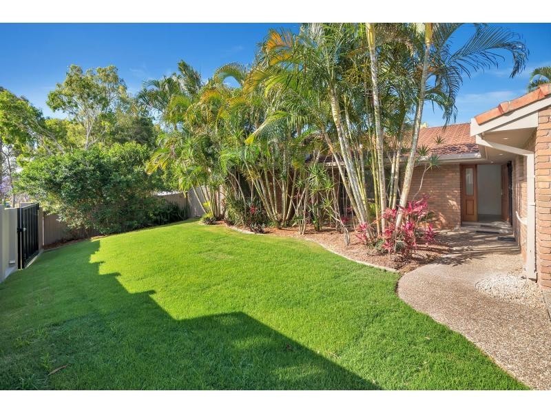 102 Manly Drive, Robina QLD 4226