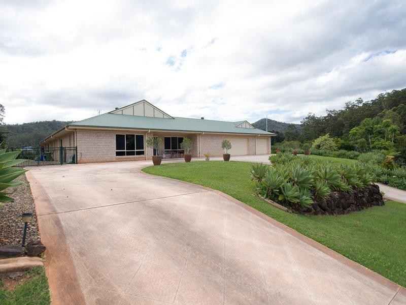 Bonogin QLD 4213