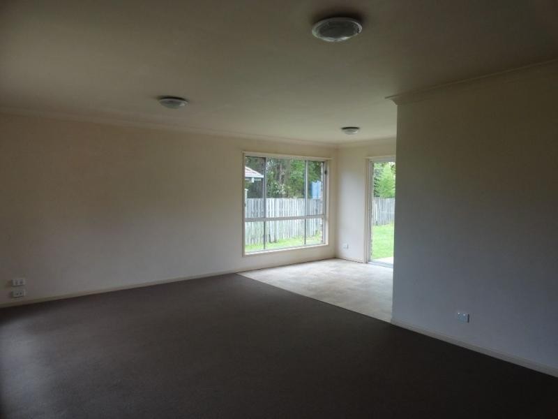 21 Queen Charlotte Court, Mudgeeraba QLD 4213