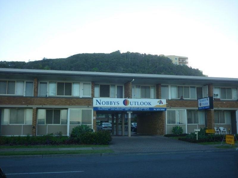 Unit 27/122 Marine Parade, Miami QLD 4220