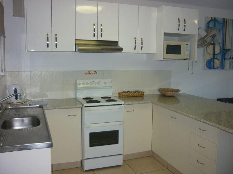 Unit 27/122 Marine Parade, Miami QLD 4220