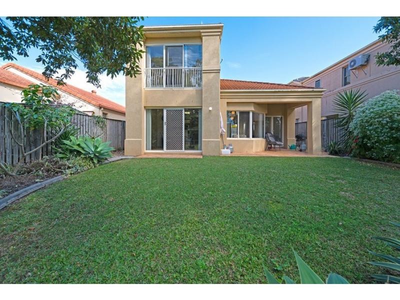10 Novar Court, Robina QLD 4226